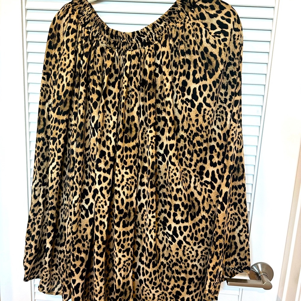 Leopard maxi skirt from nyand co. Slightly used condition